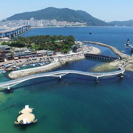 Hotel Queen Μπουσάν Εξωτερικό φωτογραφία
