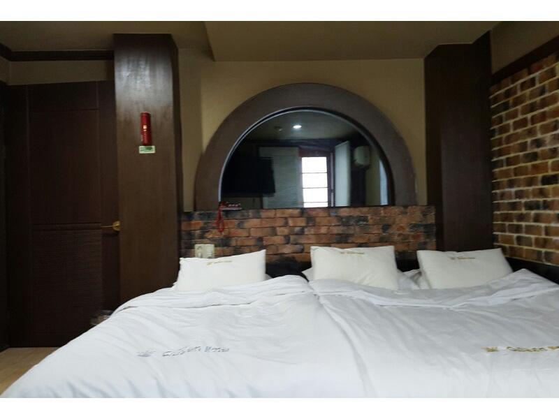 Hotel Queen Μπουσάν Εξωτερικό φωτογραφία