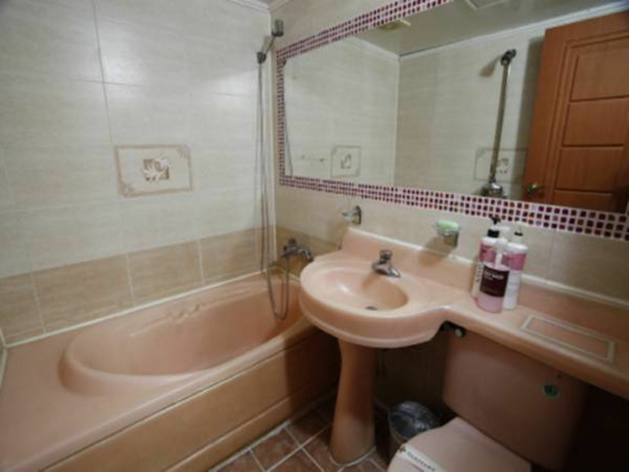 Hotel Queen Μπουσάν Εξωτερικό φωτογραφία